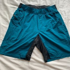 lululemon T.H.E. Short 9"  Nulux Liner
